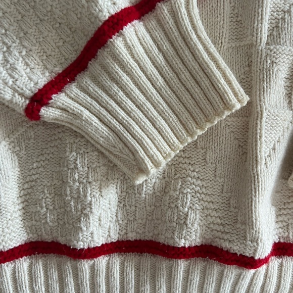 VINTAGE Indiana University Oversized Cream & Crimson Sweater - Picture 3 of 4